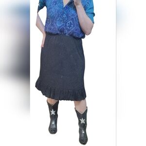 Elegant Black Ruffle Hem Skirt